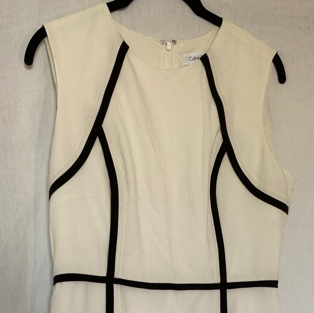 CALVIN KLEIN SLEEVELESS SHEATH COLOR BLOCK dress